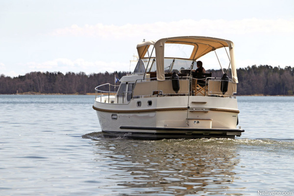 Huvila vaihtuvalla näköalalla Huvila vaihtuvalla näköalalla