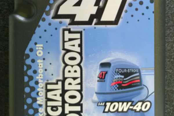 Miksi erikoisöljyt venemoottoreille? Miksi erikoisöljyt venemoottoreille?