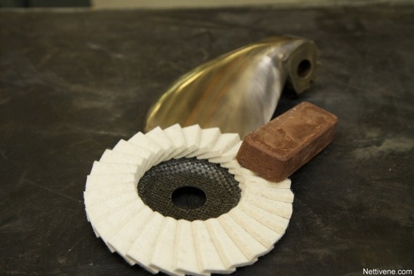 Potkurin kiillottaminen pitää kalliin osan kunnossa