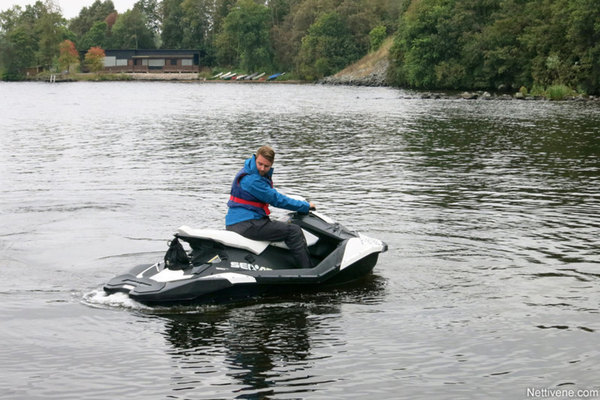 Sea-Doo Spark – Kevyesti kiva Sea-Doo Spark – Kevyesti kiva