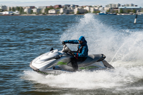 Yamaha V1 Sport – Järkihintainen järkijetti