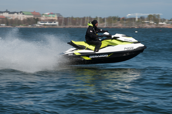 Sea-Doo GTI – Fiksu perhejetti Sea-Doo GTI – Fiksu perhejetti