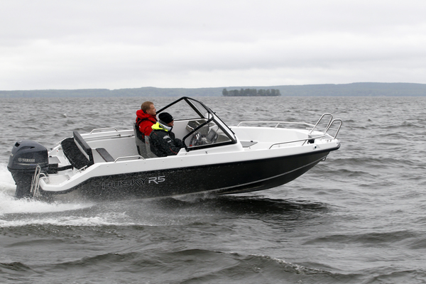 Finnmaster Husky R5 – Lauman huomaamaton huippu