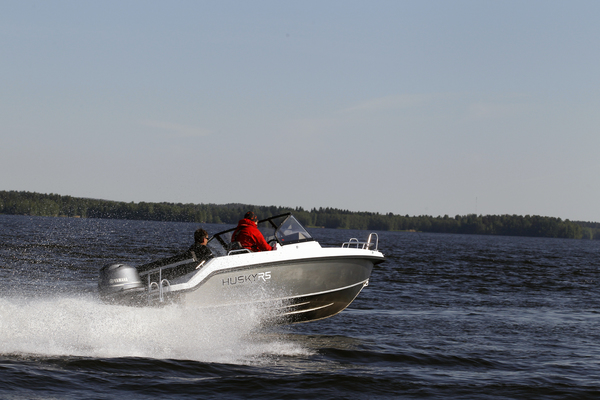 Finnmaster Husky R5 – Lauman huomaamaton huippu