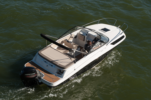 Bayliner VR5 Cuddy OB – Komeasti ja säästellen