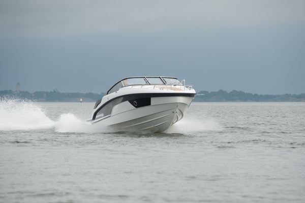 Grandezza 25 S – Tyylipuhdasta nautiskelua