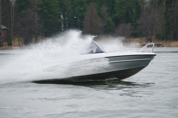 AMT 175 BR Aluminum – Mestarien kokoelmalevy AMT 175 BR Aluminum – Mestarien kokoelmalevy