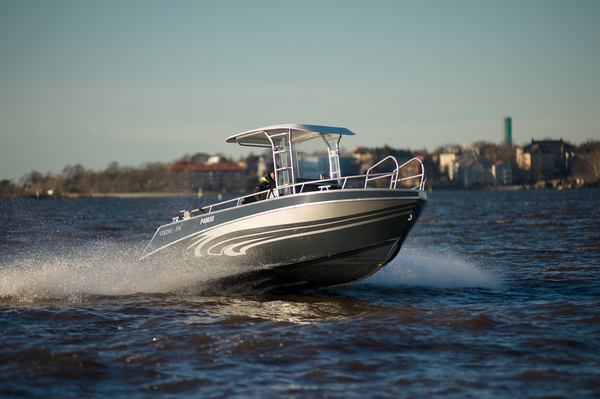 Viking 550 – Jykevä alukaveri