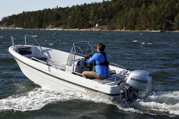 Terhi 450 CC – Keskeistä perusmoottoriveneilyä