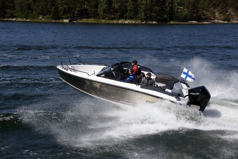 Falcon BR 8 – Mukavaa melkeinpä muskelia