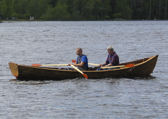 Kelluvia unelmia puusta