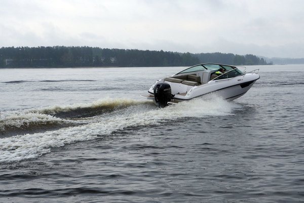 Flipper 650 DC – päiväkruiseri urheilullisen nautittavaan ajoon