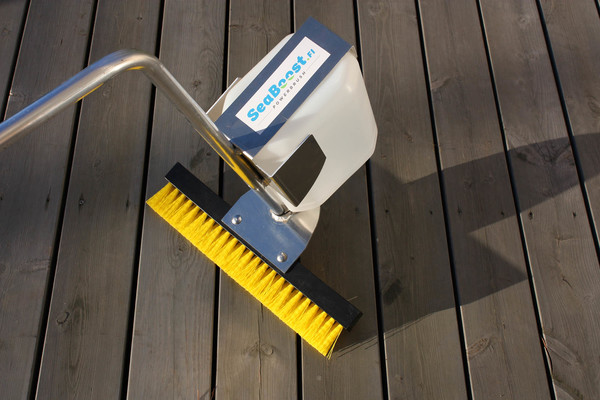 Tarvitseeko veneen pohja myrkkymaalia?