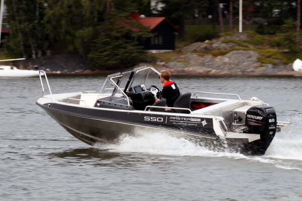 Master Pro 550 - edullista paketti etsivälle