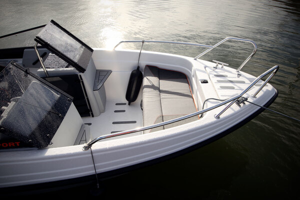 Terhi 480 Sport - vankka pikkusportti Terhi 480 Sport - vankka pikkusportti