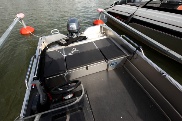 Buster XSr - mökkirannan vene vuodelta 2021