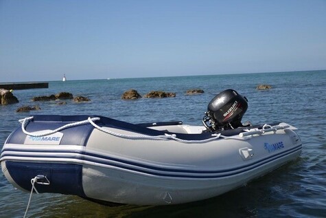 Kumiveneen osto-opas: kauppiaan vinkit oikean veneen valintaan