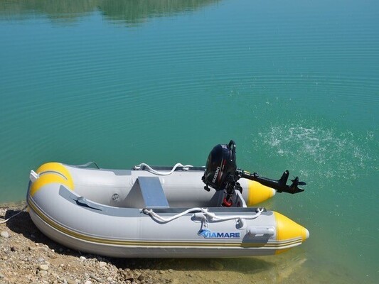 Kumiveneen osto-opas: kauppiaan vinkit oikean veneen valintaan
