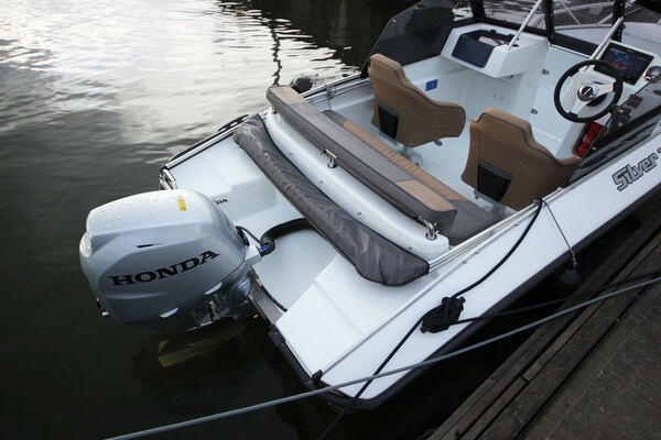 Silver Beaver - kompakti kahden veneen risteytys