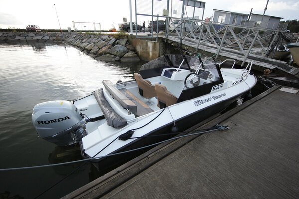 Silver Beaver - kompakti kahden veneen risteytys