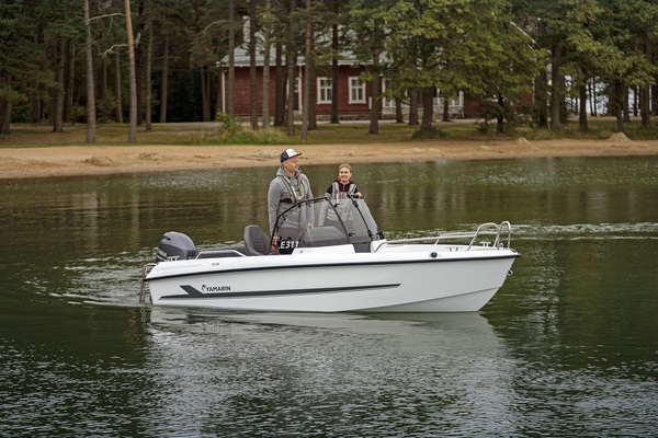 Uusi Yamarin 50 BR tarjoaa kokoaan suuremman ajoelämyksen