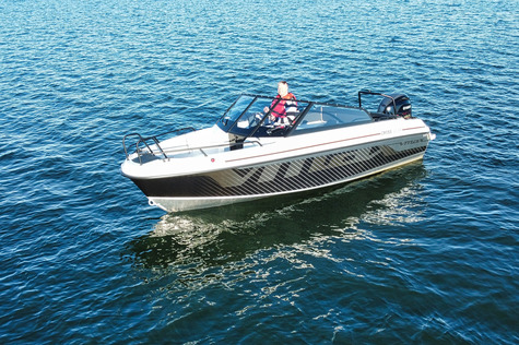 Yamarin Cross 62 V MAX - lisää tehoa ja tyyliä