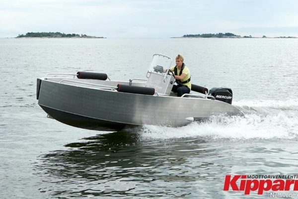 Tenderline Youngster 560 on mielenkiintoinen tutkielma