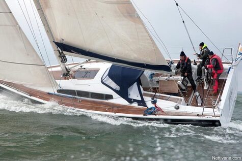 Dehler 41 pysyy käsissä