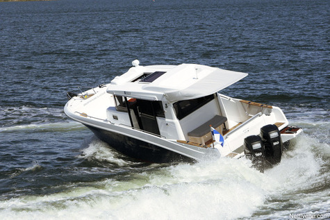 Rajuotteinen ranskatar Beneteau Barracuda 9